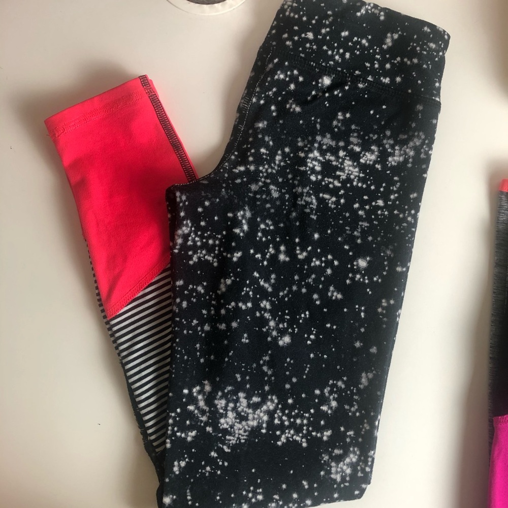 3 Work-out/Sport Leggings - Picture 4 of 10